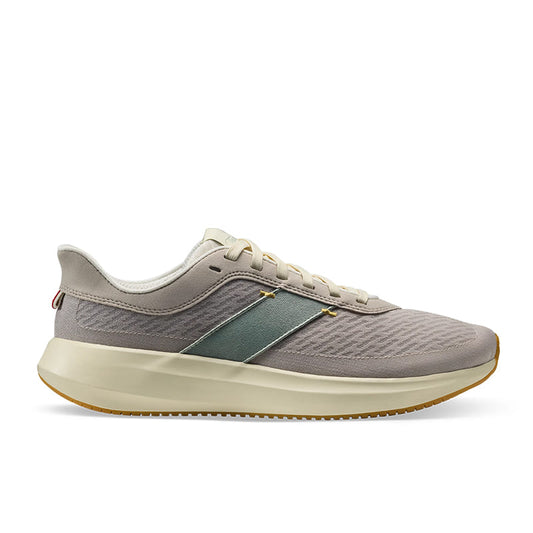 Tracksmith Eliot Runner