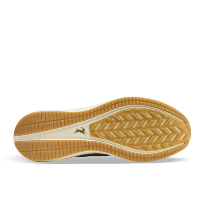 Tracksmith Eliot Runner