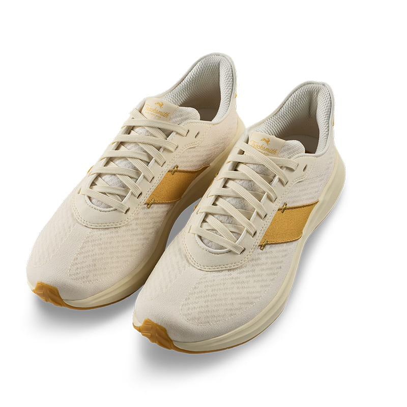 Tracksmith Eliot Runner