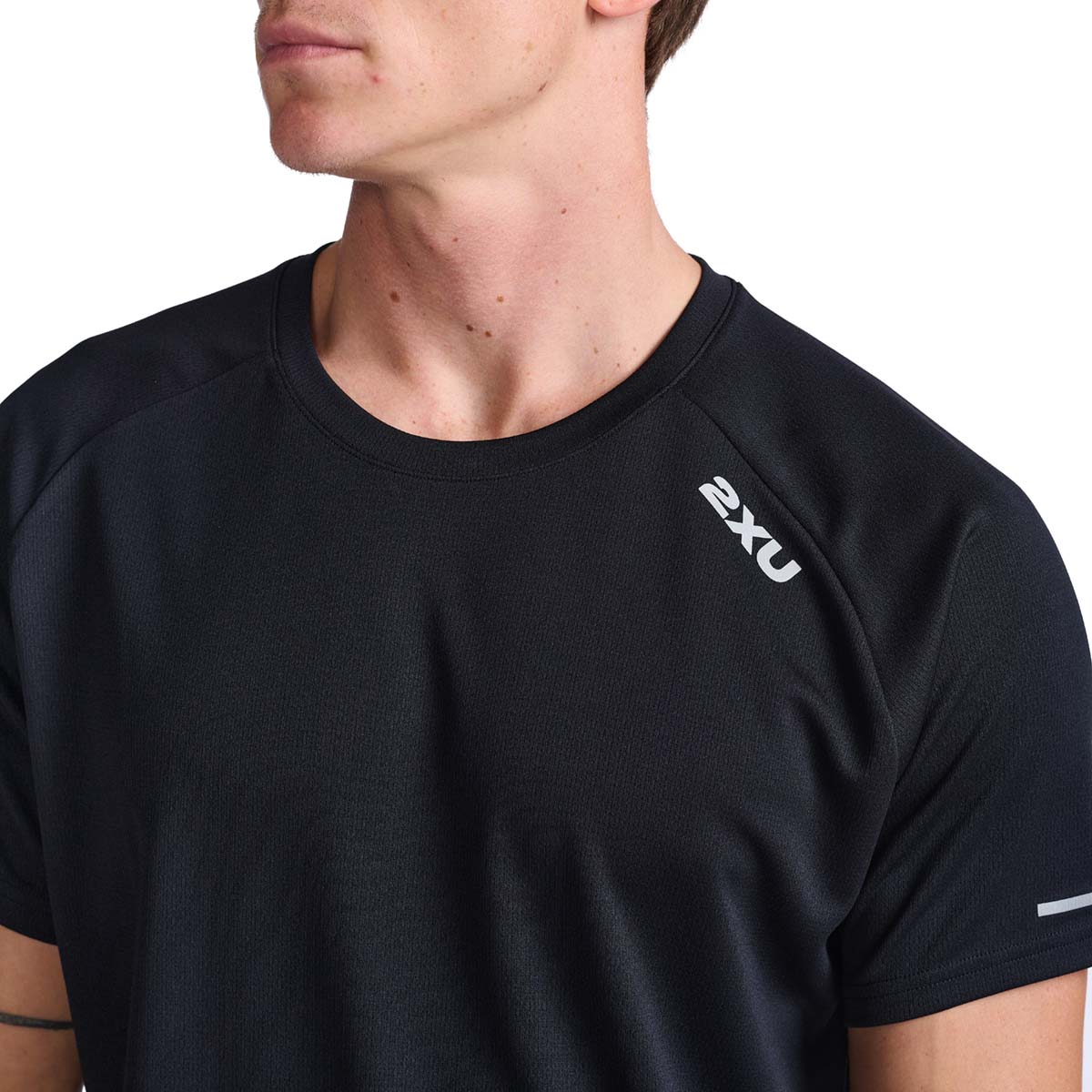 2XU AERO TEE