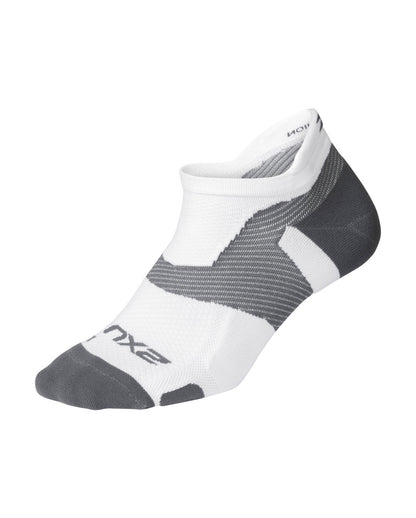 2xu Vectr Light Cushion No Show Socks