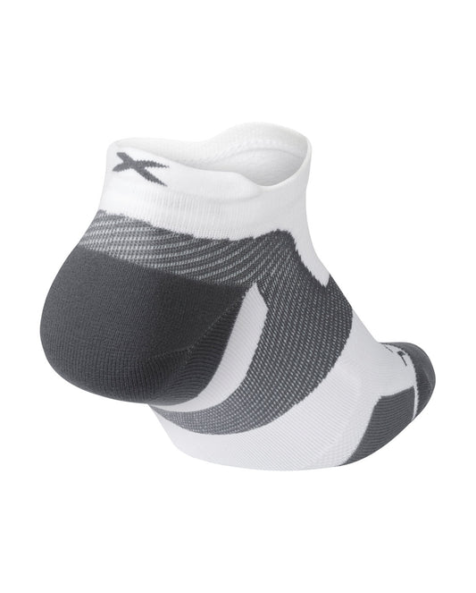 2xu Vectr Light Cushion No Show Socks